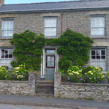 The Harbour Villa Evenjobb Exterior photo