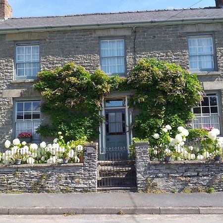 The Harbour Villa Evenjobb Exterior photo